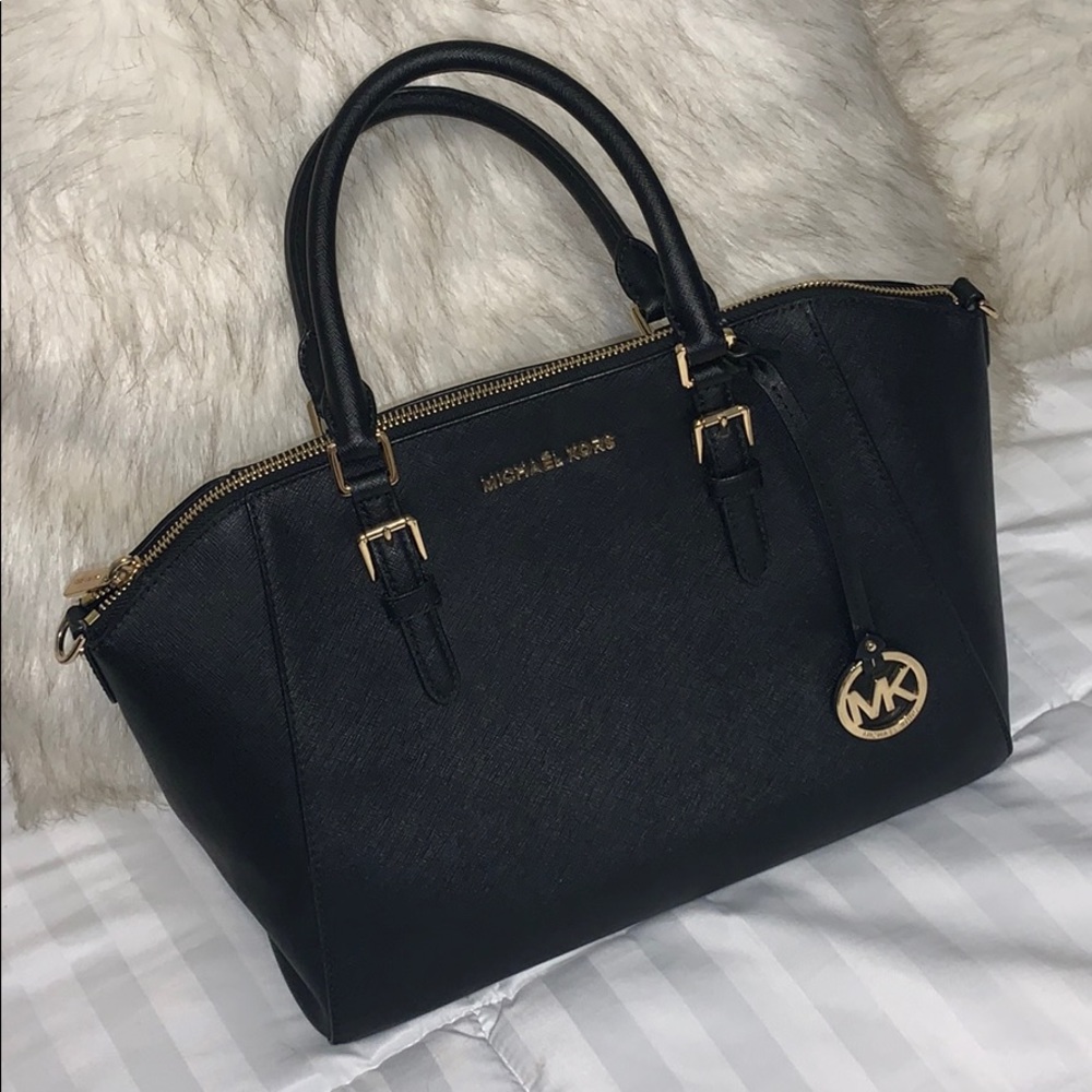 michael kors black bag